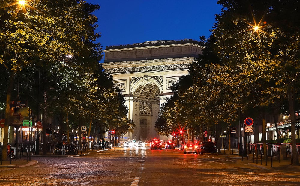 paris by night