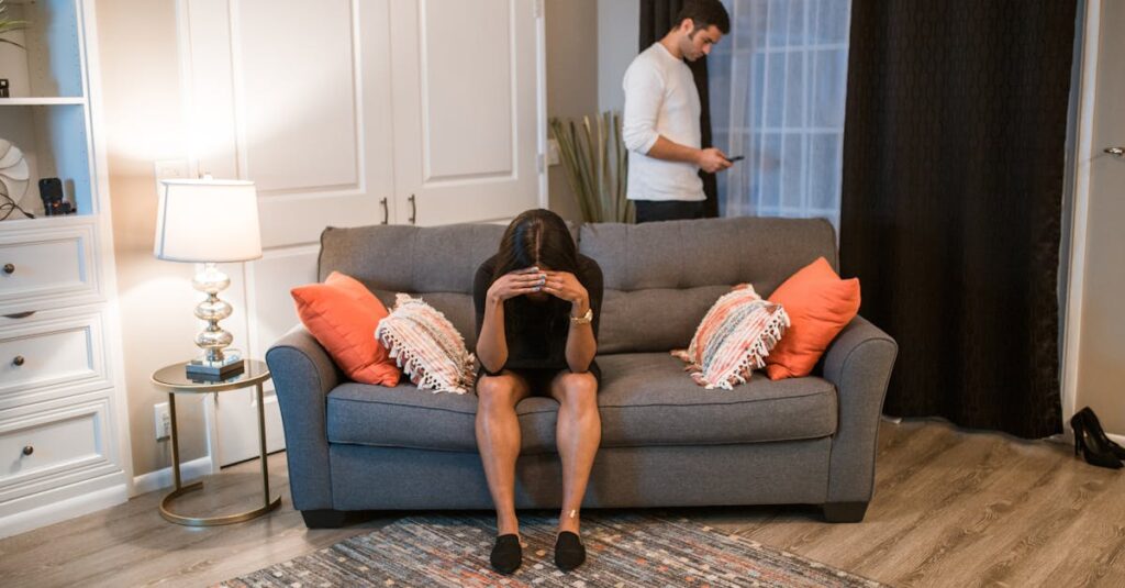 Dix étapes à suivre lorsque votre petite amie vous laisse dans l’indifférence découvrez notre exploration des thématiques du chagrin d'amour, des émotions intenses qu'il engendre et des façons de surmonter cette épreuve. plongez dans des récits poignants et des conseils pratiques pour guérir et rebondir après une rupture.