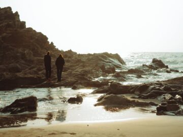 découvrez des soirées romantiques inoubliables, où chaque instant est empreint de tendresse et de passion. que ce soit un dîner aux chandelles, une promenade sous les étoiles ou un moment de douceur partagé, transformez vos soirées en véritables refuges d'amour.