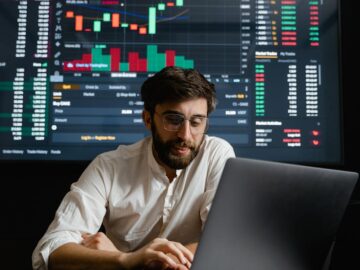 découvrez des stratégies efficaces pour optimiser vos performances, que ce soit dans le domaine professionnel, personnel ou financier. explorez des conseils pratiques et des approches innovantes pour atteindre vos objectifs avec succès.