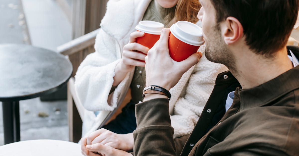explorez des idées de sorties gratuites pour profiter d'un moment inoubliable en couple. découvrez des activités originales et amusantes à faire sans débourser un centime. transformez vos rendez-vous en aventures mémorables sans vous ruiner !