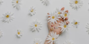 découvrez une sélection de prières inspirantes pour vous guider, renforcer votre foi et apporter paix et réconfort dans votre vie quotidienne. plongez dans des réflexions spirituelles qui élèvent l'âme et nourrissent l'esprit.