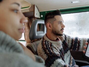 découvrez les meilleures applications pour les relations à distance. restez connecté avec votre partenaire, partagez des moments spéciaux et surmontez la distance grâce à ces outils innovants. idéal pour maintenir l'amour et la complicité, même à des kilomètres l'un de l'autre.