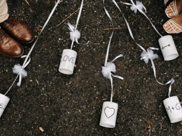découvrez les causes et les solutions au mal-être conjugal. apprenez à reconnaître les signes de détresse dans le mariage et explorez des conseils pratiques pour restaurer l'harmonie et la communication au sein de votre couple.