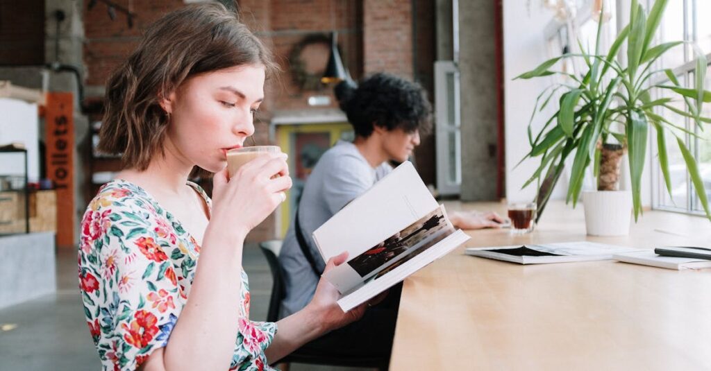 Comment gérer l’attirance envers un collègue : conseils et stratégies découvrez comment attirer les meilleurs talents dans votre entreprise avec des stratégies innovantes et des pratiques de travail attrayantes. améliorez l'expérience salarié pour bâtir un environnement de travail dynamique et motivant.