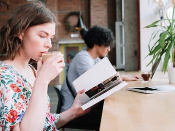 découvrez comment attirer les meilleurs talents dans votre entreprise avec des stratégies innovantes et des pratiques de travail attrayantes. améliorez l'expérience salarié pour bâtir un environnement de travail dynamique et motivant.