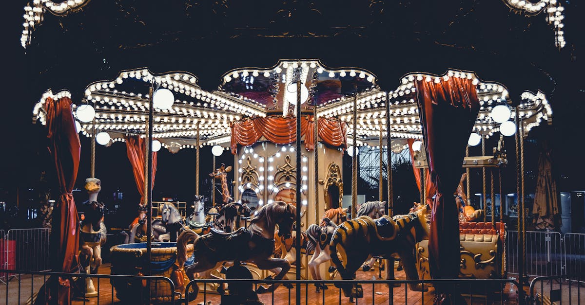 découvrez les meilleures attractions qui émerveilleront vos sens et enrichiront vos expériences. plongez dans un monde d'aventures captivantes, de paysages époustouflants et d'activités inoubliables adaptées à tous les âges.