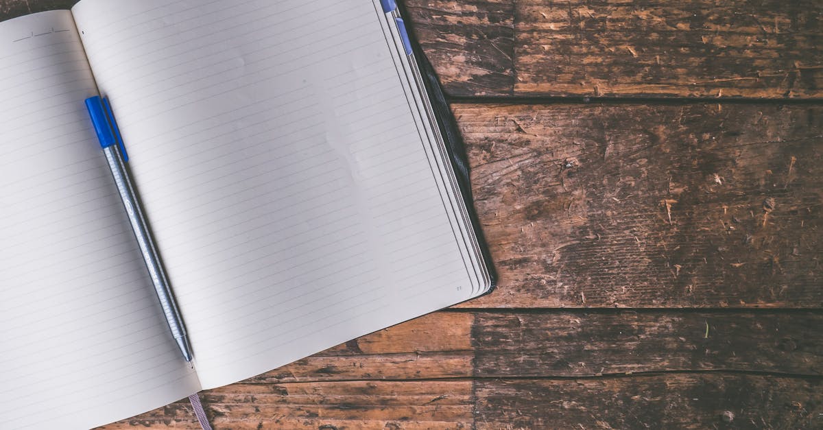 découvrez l'art du journaling pour libérer votre créativité et améliorer votre bien-être. apprenez à exprimer vos pensées, à établir des objectifs et à cultiver la pleine conscience grâce à des techniques simples et inspirantes.