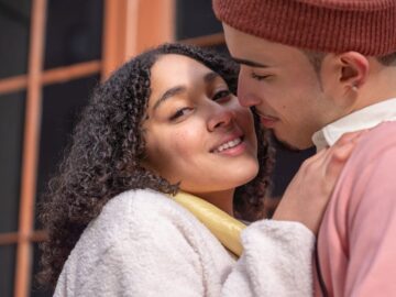 découvrez des positions intimes pour hommes qui favorisent la connexion, l'intimité et le plaisir. explorez des techniques variées pour enrichir votre vie sexuelle et créer des moments inoubliables avec votre partenaire.