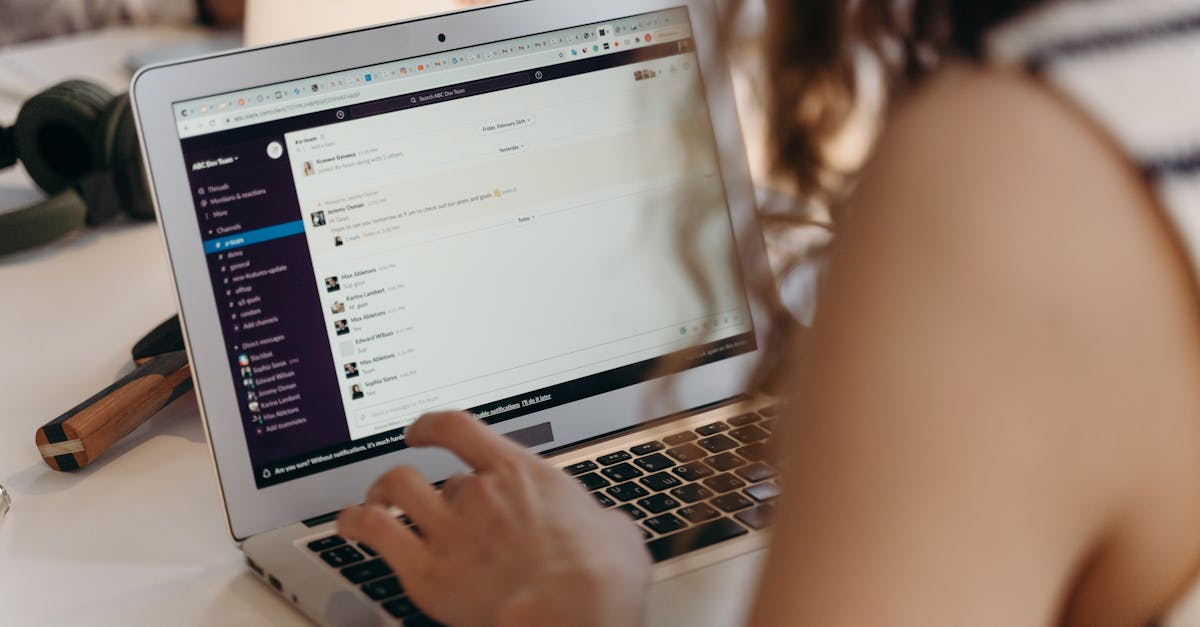 découvrez le plaisir de la rencontre virtuelle avec notre plateforme de chat vidéo aléatoire. connectez-vous instantanément avec des personnes du monde entier et vivez des échanges uniques et surprises à chaque appel.