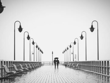 découvrez les secrets d'une relation épanouissante : conseils, communication et connexion authentique pour renforcer vos liens affectifs.