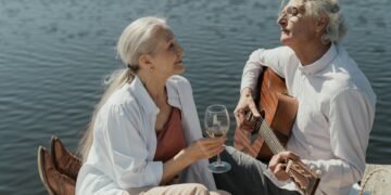 découvrez les meilleures plateformes de rencontre pour seniors, conçues pour faciliter les échanges et créer des liens authentiques. que vous soyez à la recherche de l'amour ou d'une amitié, trouvez votre partenaire idéal et partagez des moments inoubliables.
