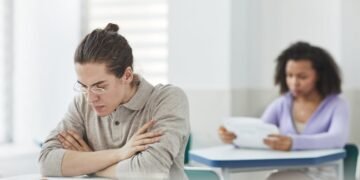 découvrez comment la formation continue peut transformer votre carrière et enrichir vos compétences. explorez des opportunités d'apprentissage tout au long de la vie pour rester compétitif dans un monde en constante évolution.