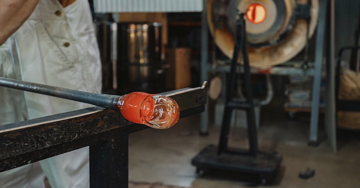 découvrez l'artisanat sous toutes ses formes, où la passion et le savoir-faire se rejoignent pour créer des pièces uniques et intemporelles. explorez l'univers de la créativité, de la précision et de la tradition artisanale.