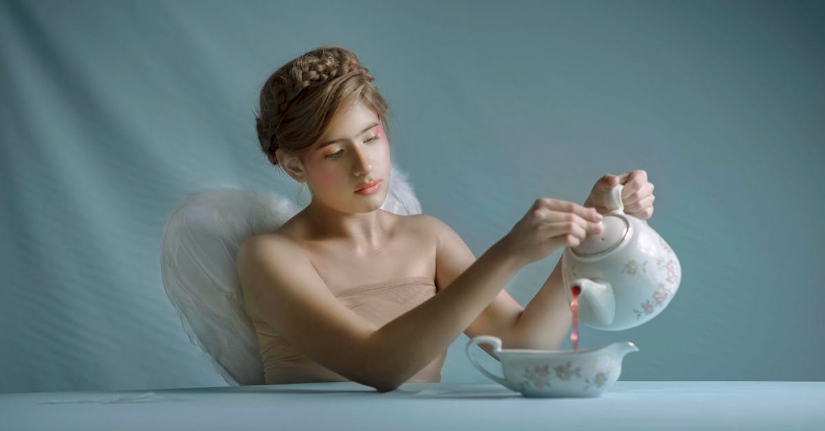 découvrez le concept d'embodiment, une approche innovante qui relie le corps et l'esprit. explorez les techniques et pratiques qui favorisent la pleine conscience et l'ancrage corporel pour une meilleure compréhension de soi et un bien-être holistique.
