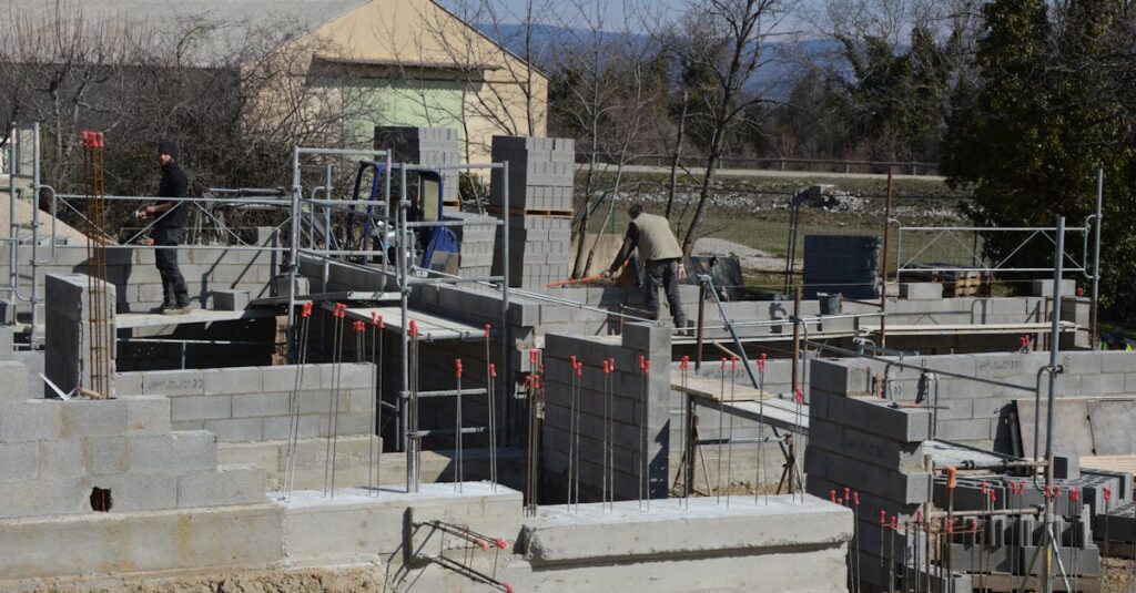 découvrez l'essence des fonds de teint avec notre guide complet sur les foundations : types, conseils d'application et choix des teintes pour un teint parfait.