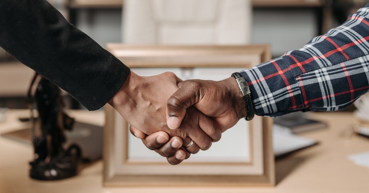 découvrez l'importance de l'intégrité dans notre société moderne. apprenez comment cette valeur fondamentale influence nos actions, renforce la confiance et construit des relations solides tant sur le plan personnel que professionnel.