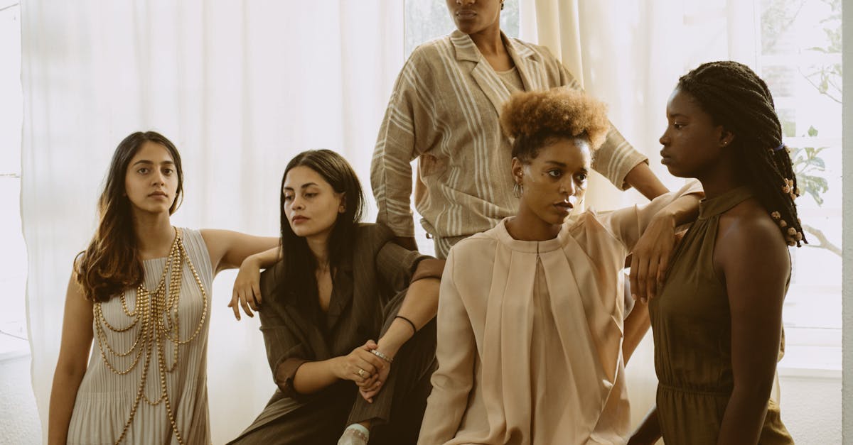découvrez les différentes attitudes féminines, leur influence dans la société, et comment elles façonnent les modes de vie d’aujourd’hui. analyse, conseils et inspiration au féminin.