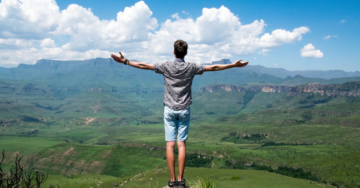 découvrez nos conseils, actualités et tendances dédiés aux hommes : mode, bien-être, lifestyle, carrière et plus encore pour accompagner l’homme moderne au quotidien.