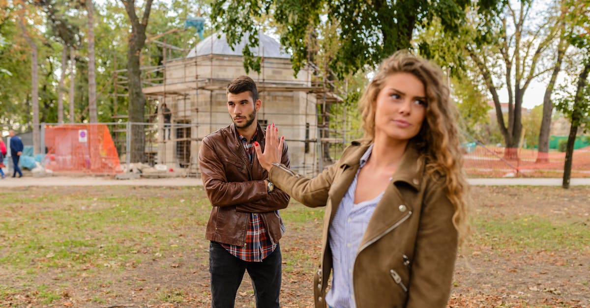 découvrez des conseils et astuces pour améliorer votre relation de couple, renforcer la communication, gérer les conflits et construire une relation saine et épanouissante.