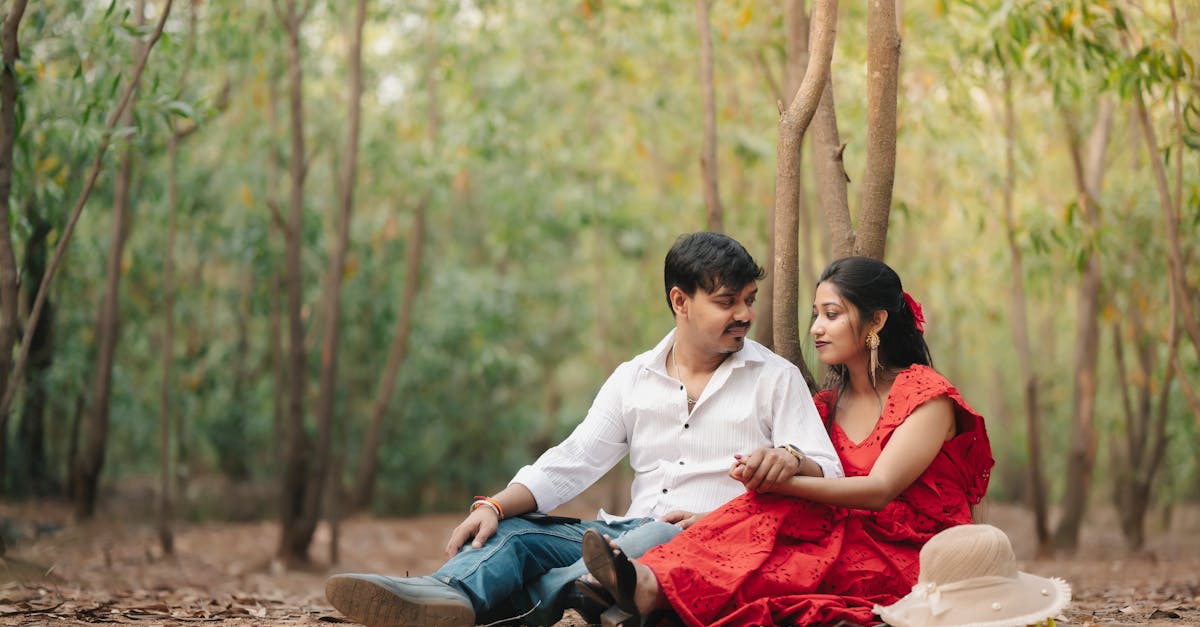 découvrez les complexités d'une relation ambiguë, entre incertitudes et sentiments partagés, où les frontières restent floues.