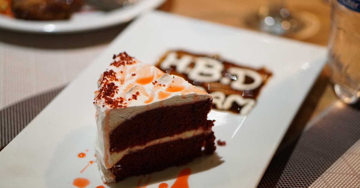 découvrez des idées de messages d’anniversaire touchants et originaux pour souhaiter un joyeux anniversaire à vos proches et rendre leur journée inoubliable.