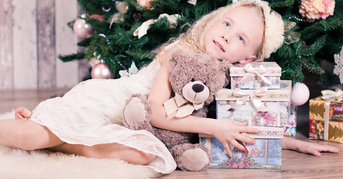 découvrez tout sur les émotions : leur définition, leur rôle dans notre vie quotidienne, comment les reconnaître et mieux les gérer pour améliorer votre bien-être émotionnel.