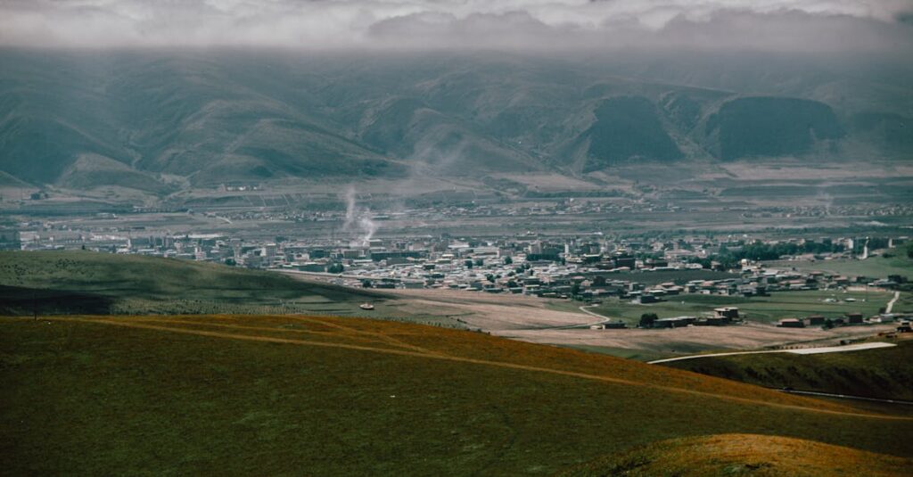 Il me séduit puis devient distant : comprendre et réagir face à l’éloignement soudain découvrez les mystères et émotions derrière sudden distance, une histoire captivante de séparation inattendue et de cheminement personnel.