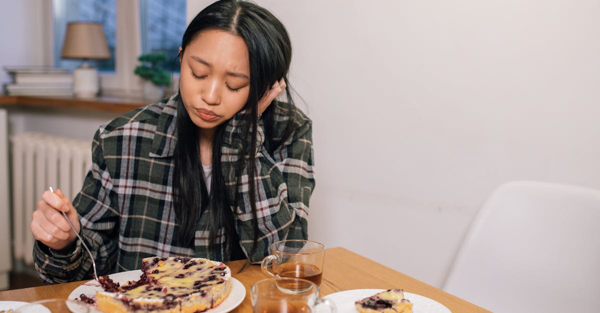 découvrez comment gérer les contacts avec un ex après une rupture et retrouvez votre équilibre émotionnel.