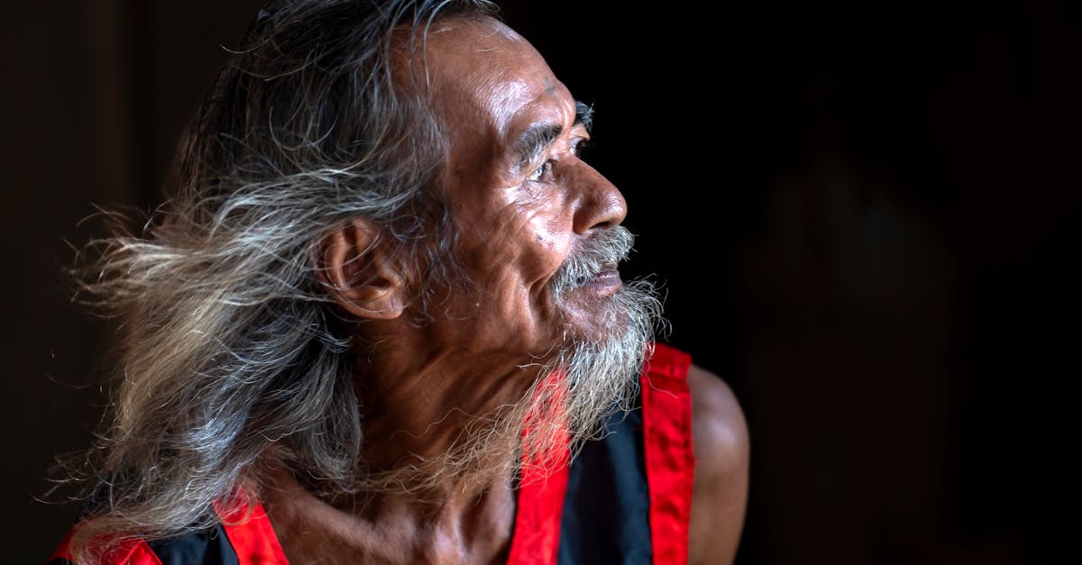 découvrez l'importance du contact visuel dans la communication pour renforcer la confiance et créer des connexions authentiques.