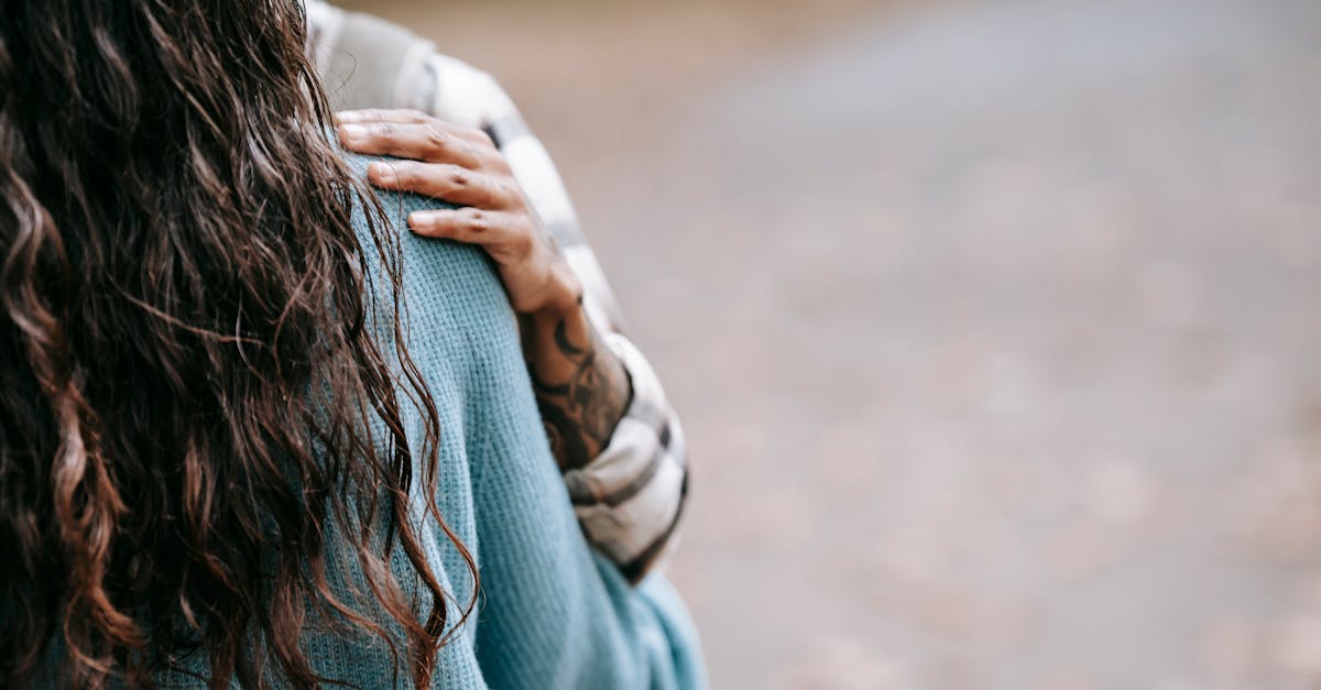 découvrez comment gérer une relation amoureuse épanouissante sans souffrance grâce à des conseils pratiques pour construire confiance, communication et respect mutuel.