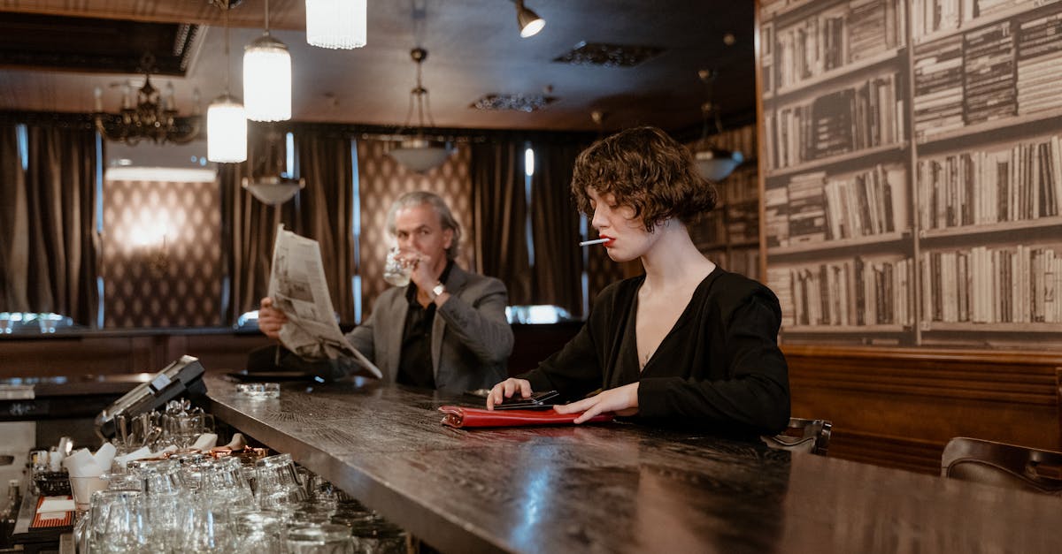 découvrez les clés de la séduction pour charmer avec confiance et authenticité. conseils, techniques et astuces pour réussir vos rencontres amoureuses.