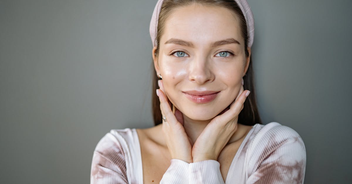 découvrez des conseils pratiques et inspirants pour renforcer votre confiance en soi et améliorer votre estime personnelle au quotidien.