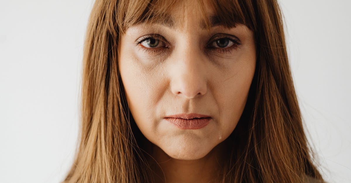 découvrez les émotions profondes du chagrin d'amour et comment surmonter un cœur brisé avec nos conseils et témoignages touchants.