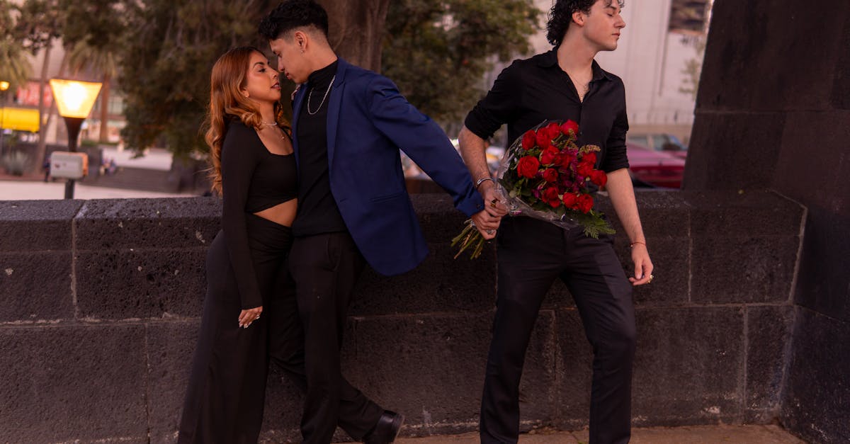 découvrez les causes, les conséquences et les solutions face à l'infidélité dans les relations amoureuses. comprenez mieux ce phénomène complexe et trouvez des conseils pour y faire face.