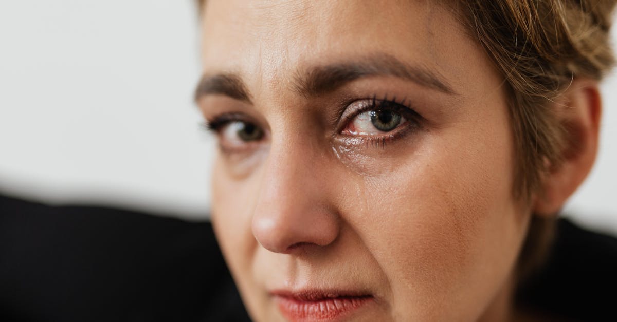 découvrez comment surmonter un chagrin d'amour et retrouver la sérénité grâce à des conseils et astuces efficaces pour guérir et avancer.