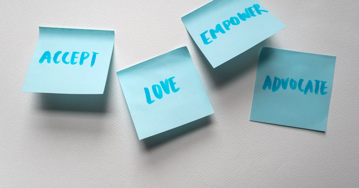 découvrez des affirmations positives puissantes pour attirer l'amour et renforcer votre confiance en vous. attirez la relation que vous méritez grâce à des pensées positives au quotidien.