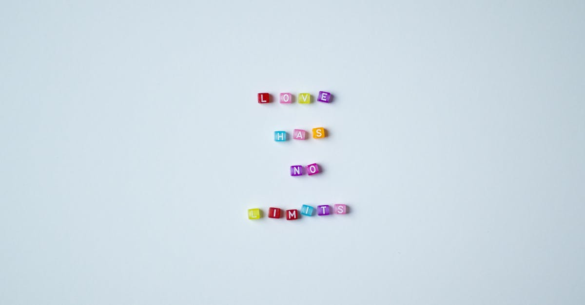 découvrez des affirmations positives puissantes pour attirer l'amour et renforcer votre confiance en vous. attirez une relation épanouissante grâce à ces pensées inspirantes.