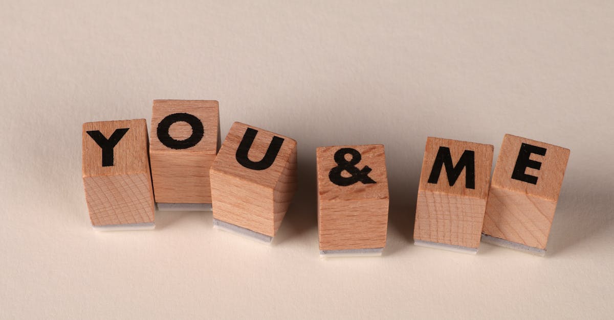 découvrez comment gérer et surmonter les blocages dans une relation pour retrouver une communication saine et épanouissante.