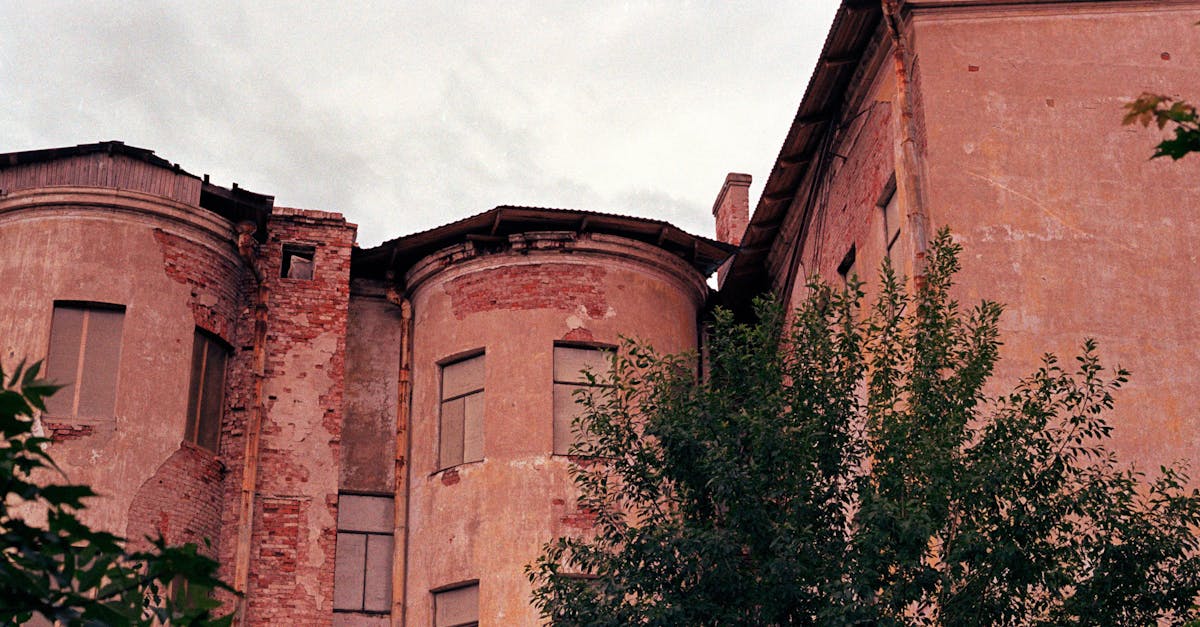 découvrez comment gérer les relations passées avec sérénité et tourner la page après une rupture.