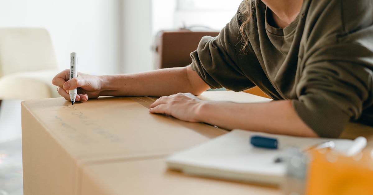 découvrez comment avancer dans la vie malgré les obstacles et tourner la page pour un nouveau départ inspirant.