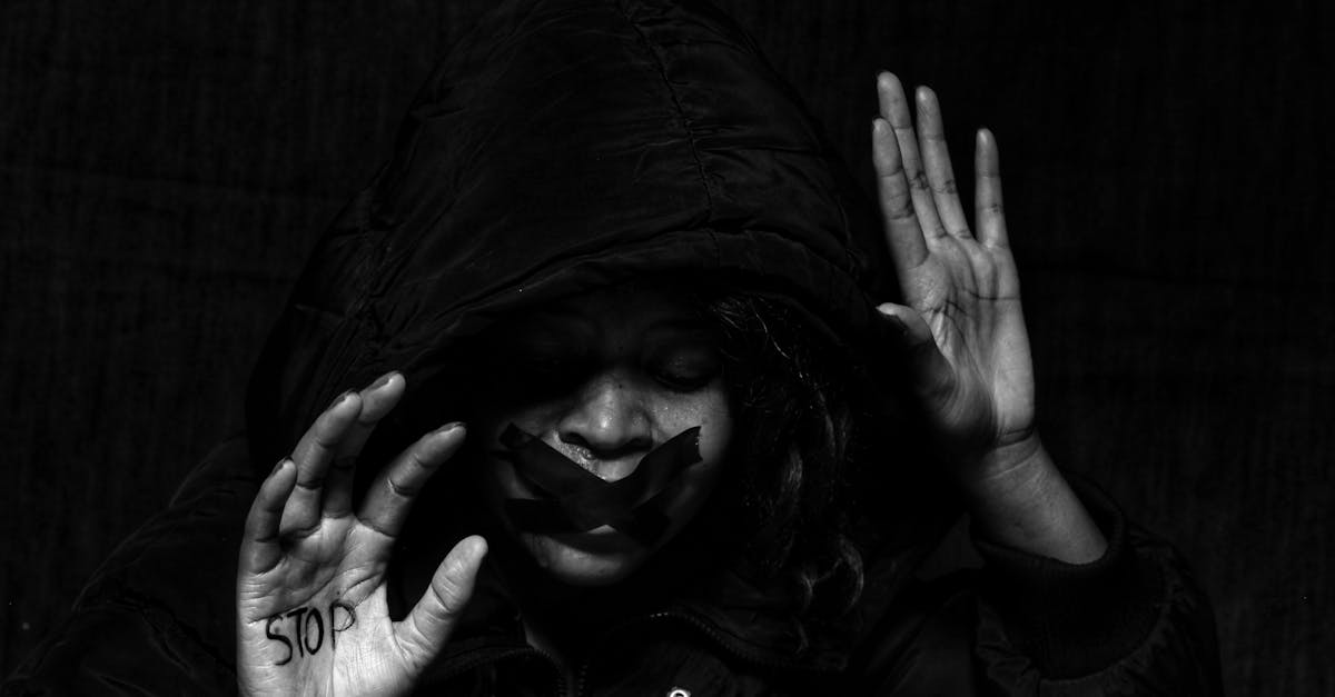 découvrez les signes et les impacts d'un abuseur narcissique, ainsi que des conseils pour se protéger et guérir de ces relations toxiques.