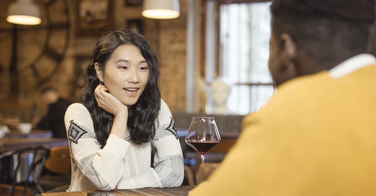 découvrez pourquoi il n'y a pas de contact après un premier rendez-vous et comment réagir face à cette situation délicate pour mieux avancer en amour.