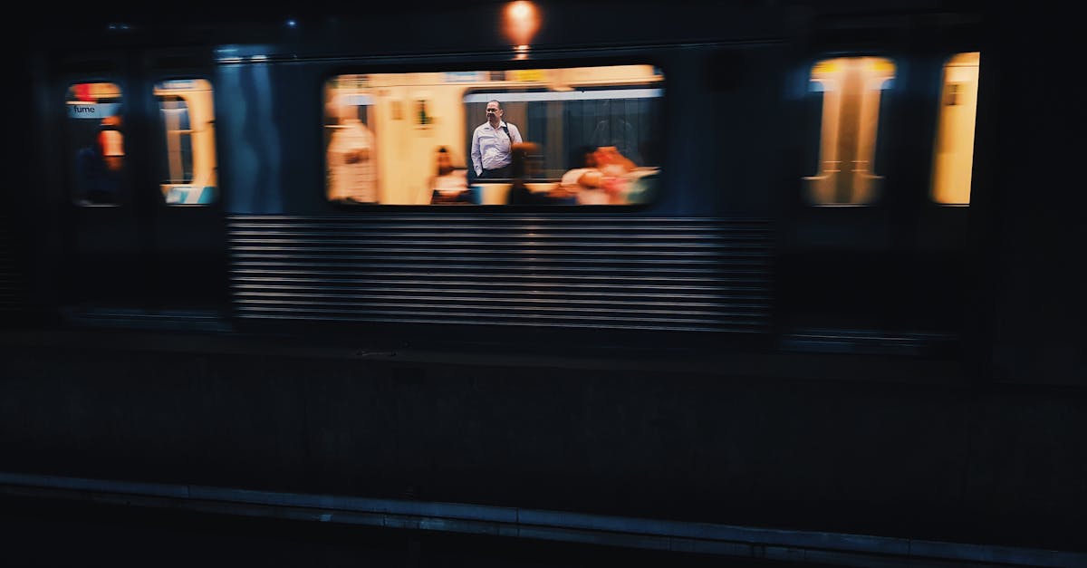 découvrez le concept de réconciliation, un processus essentiel pour apaiser les conflits, restaurer la confiance et favoriser l'harmonie entre les individus ou les communautés.