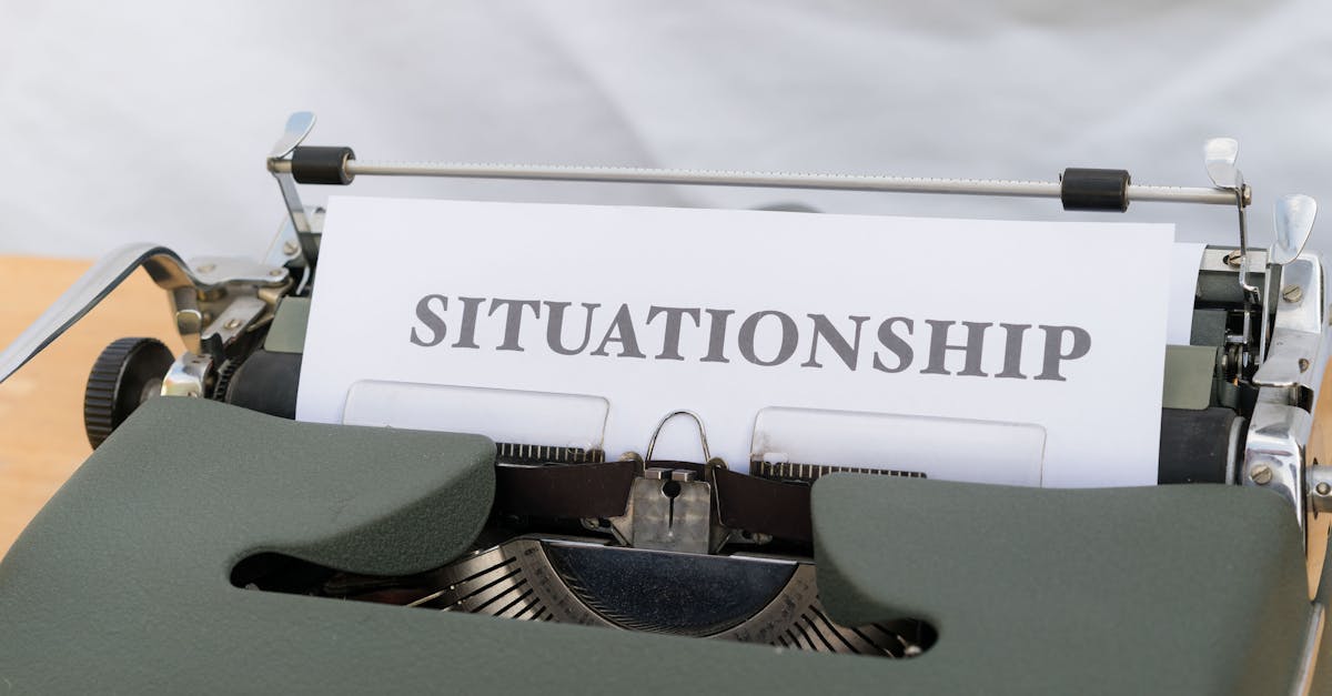 découvrez les clés d'une relation saine et épanouissante, avec des conseils pour améliorer la communication, la confiance et l'intimité.