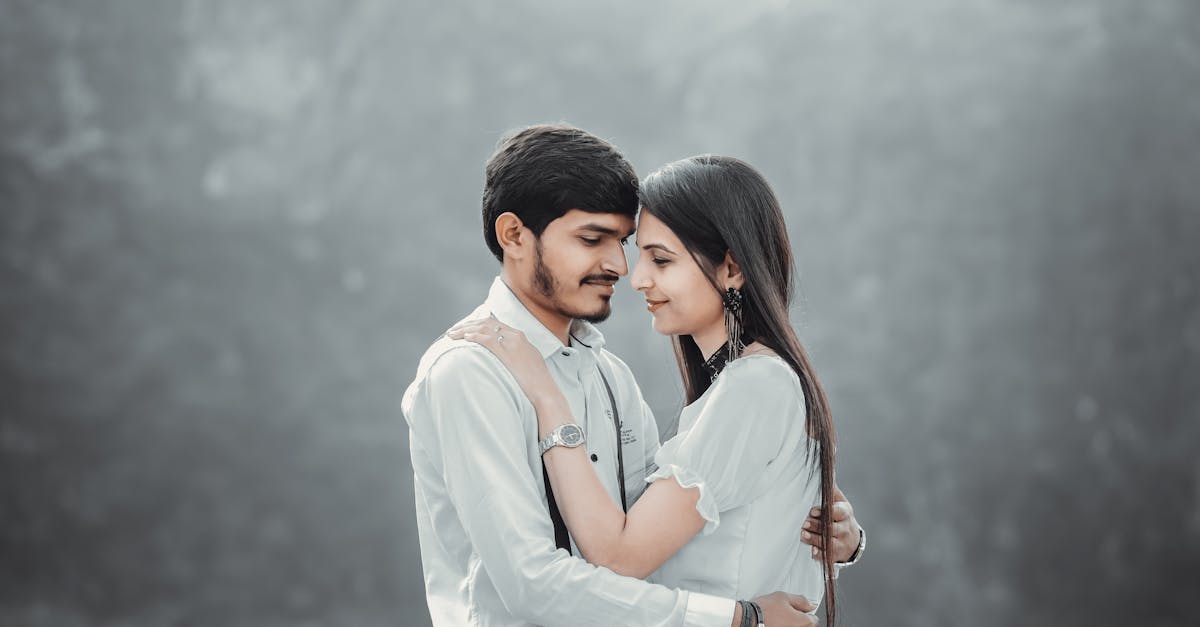 découvrez comment équilibrer harmonieusement votre relation pour favoriser la compréhension, le respect mutuel et l’épanouissement à deux.