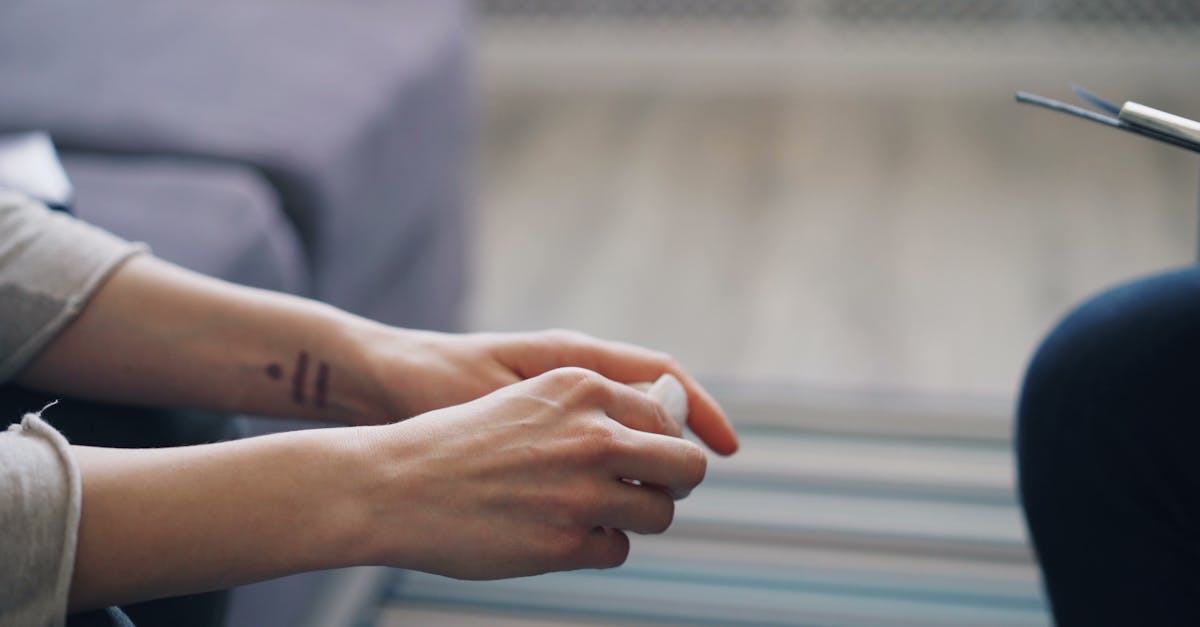 retrouvez des conseils et des stratégies efficaces pour surmonter une rupture amoureuse et reconstruire votre vie après une séparation.