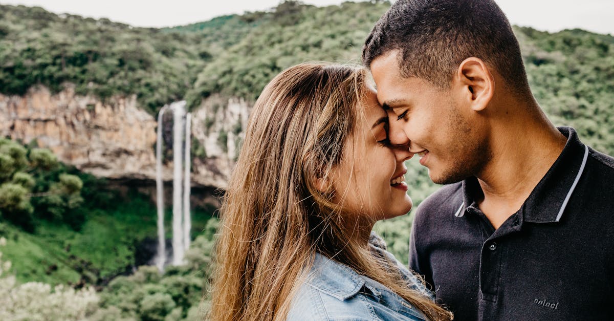 découvrez des conseils pratiques pour renouer avec votre ex et raviver votre relation passée de manière authentique et positive.